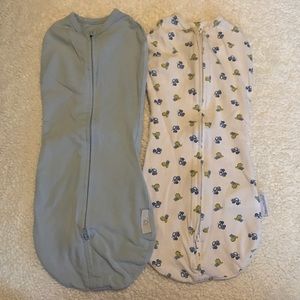 Easy zip up swaddles by Swaddle Me